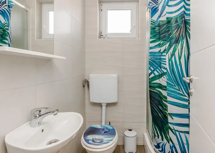 Hébergement de vacances In With Wifi Vir